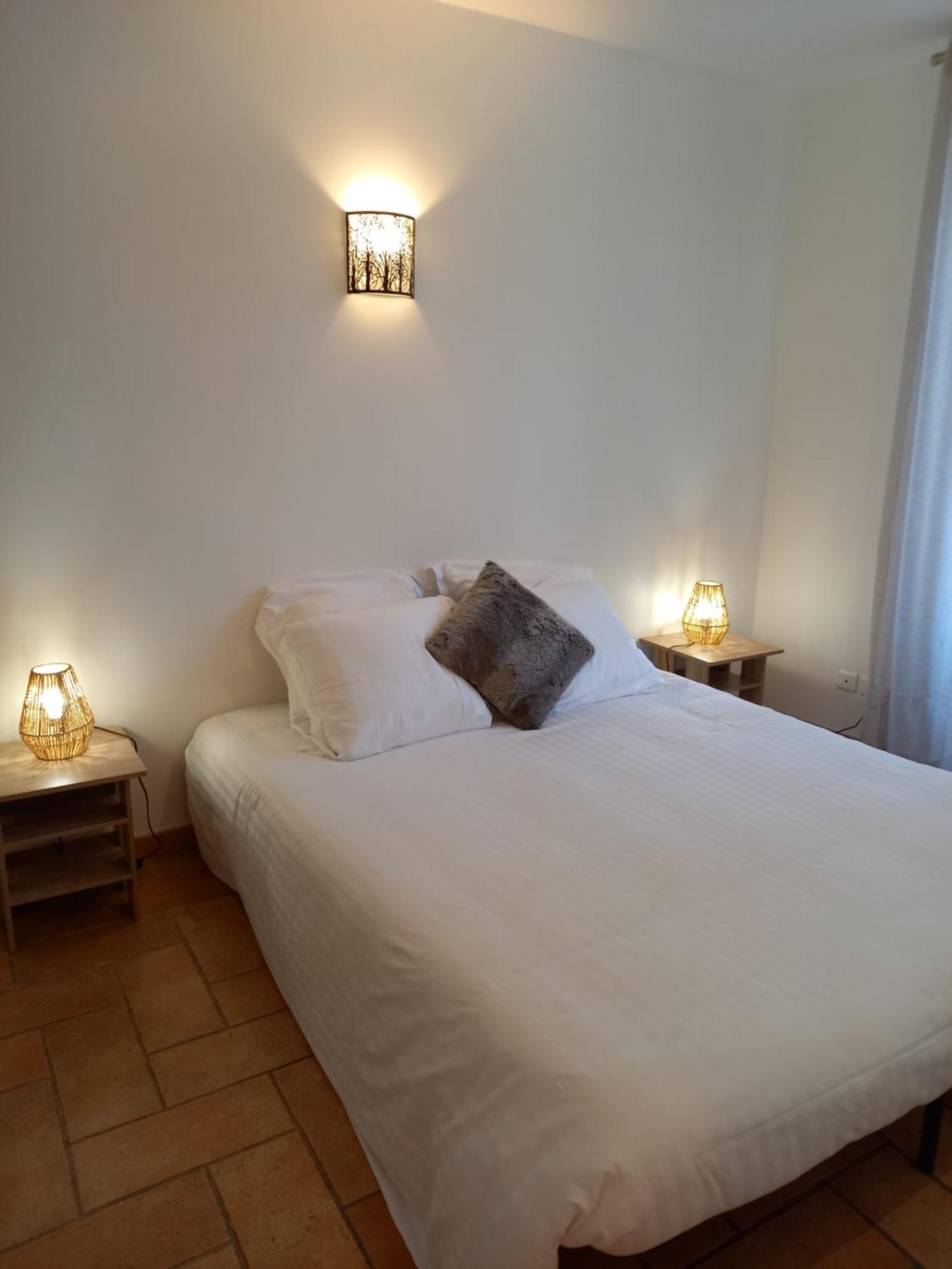 Hotel De La Halle Nolay (Cote-d'Or)