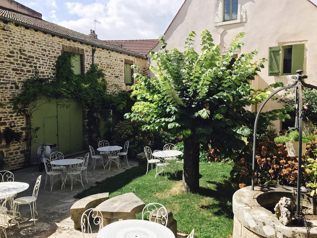 Hotel De La Halle Nolay (Cote-d'Or)