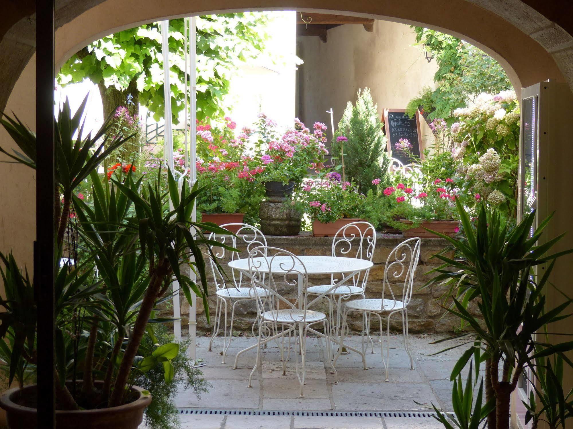 De La Halle Hotel *